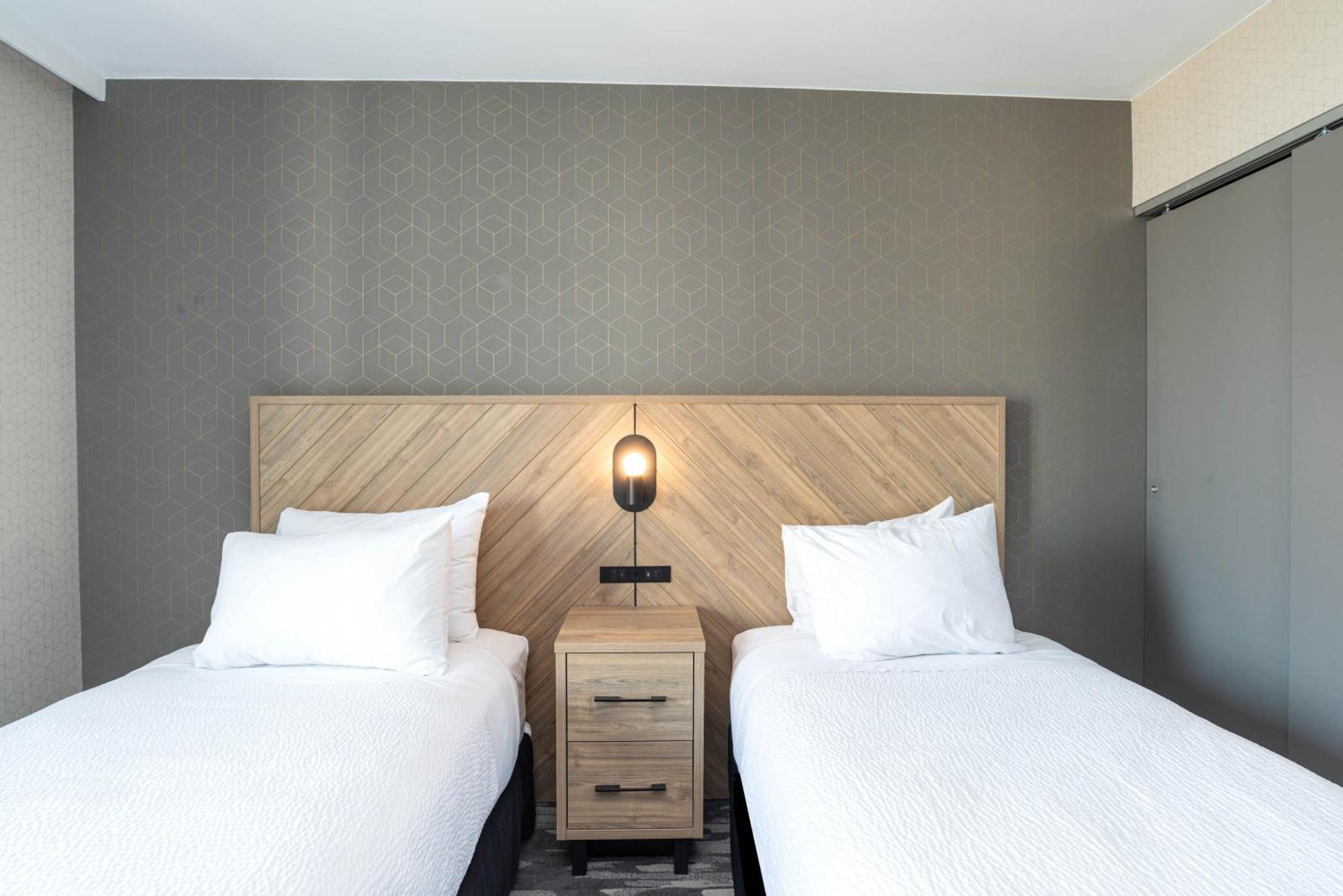 Sandman Suites Vancouver On Davie Exterior foto
